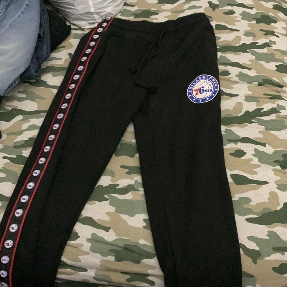 76ers sweats